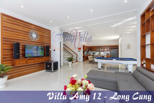 Amy-12-long-cung-8pn-Cach-bien-350-m-ho-boi-rong-100m-co-karaoke-bida-xong-hoi-tap-the-1