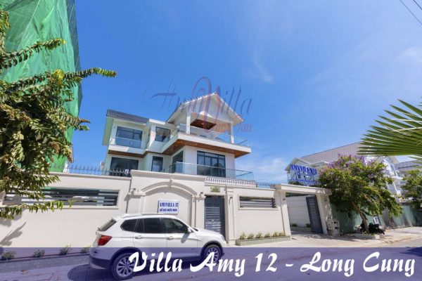 Amy-12-long-cung-8pn-Cach-bien-350-m-ho-boi-rong-100m-co-karaoke-bida-xong-hoi-tap-the-1