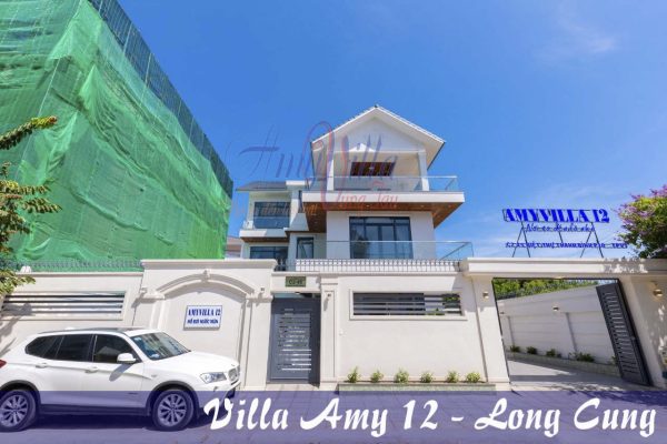 Amy-12-long-cung-8pn-Cach-bien-350-m-ho-boi-rong-100m-co-karaoke-bida-xong-hoi-tap-the-1